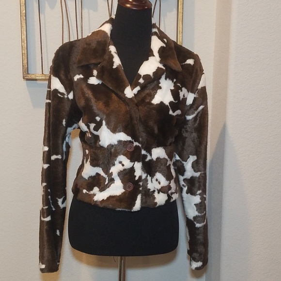 Karen Kane Jackets & Blazers - Karen Kane Lifestyle Cow Print Jacket - Large
